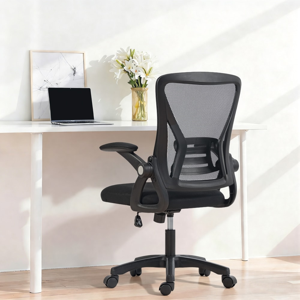 Chaise de bureau Homcom noire avec dossier en maille et accoudoirs relevables — vue 2