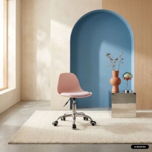 Chaise de bureau Manel rose pâle avec piètement chromé et roulettes