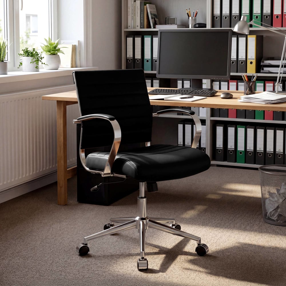 Chaise de bureau CLP Oakland noire avec piètement métallique et roulettes — vue 2