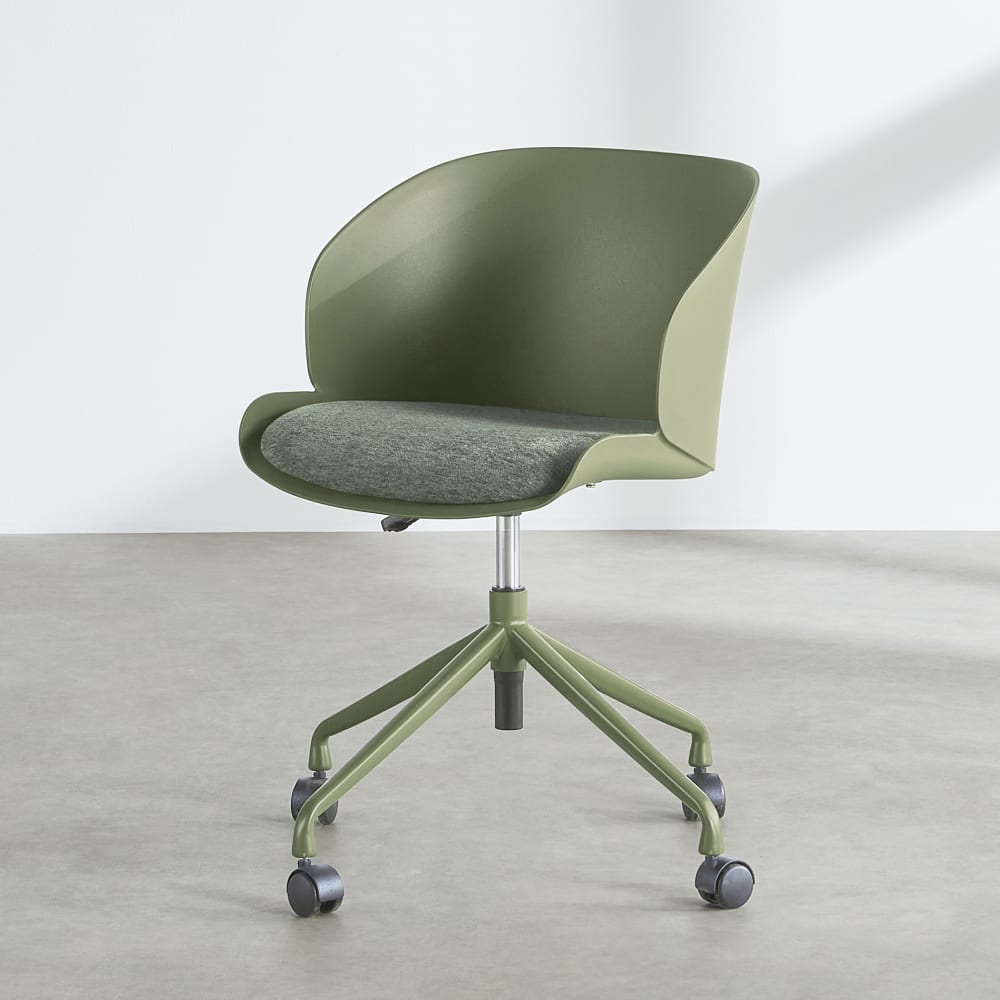 Chaise Levi Maisons du Monde, chaise de bureau verte en tissu tramé
