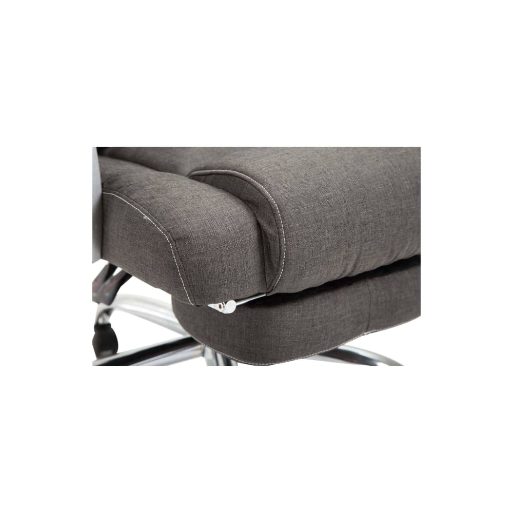 Fauteuil de bureau Pacific gris foncé avec repose-pieds intégré et piètement chromé — vue 8